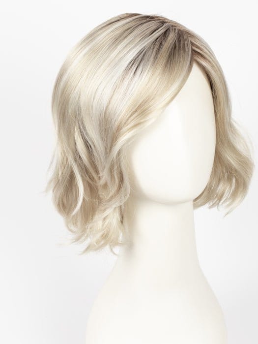 SUNLIT-BLONDE | Soft Blend of Sandy Blonde, Lightest Blonde and Iced Blonde with a Light Golden Brown Root