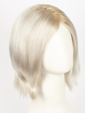 GL613-88SS CHAMPAGNE BLONDE | Dark Golden Blonde base blends into Light Golden Blonde with glints of Platinum Blonde