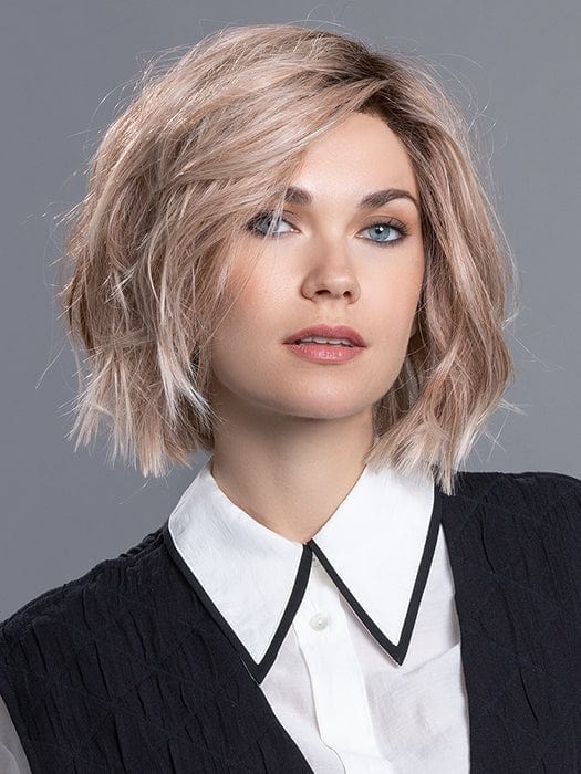 Lia Wig Style - This blunt bob features an edgy razor cut finish