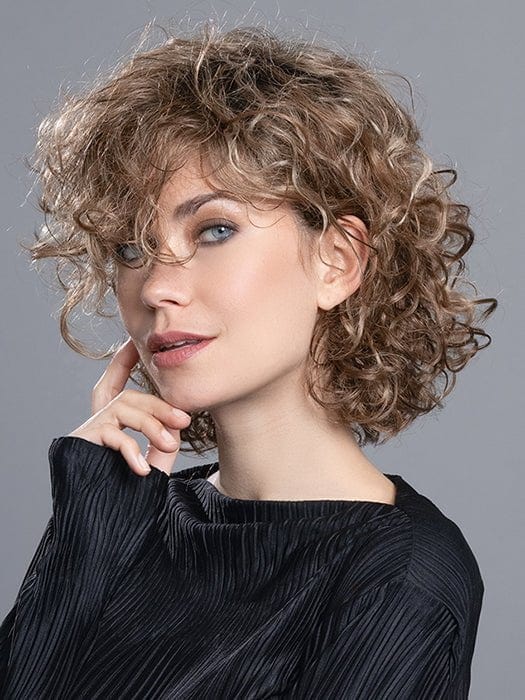 The barrel-like curls have a beautiful shape and can be tucked behind your ears