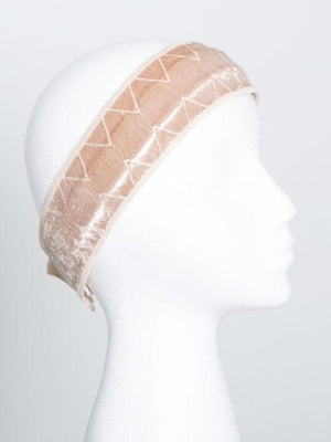Lined with a patent-pending silicone non-slip grip strip for those with thinning or no hair