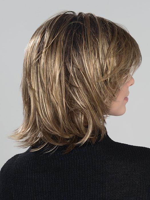 The monofilament Part is hand-knotted to create the appearance of natural hair growth where the hair is parted and is sheer to blend in with all skin tones