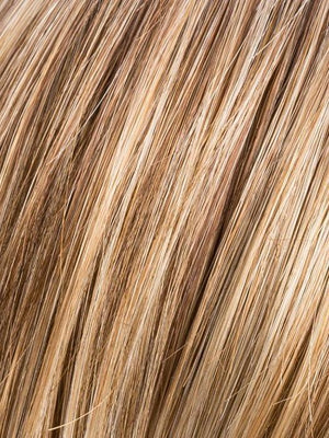 GINGER-ROOTED 26.19.31 | Light Honey Blonde, Light Auburn, and Medium Honey Blonde Blend with Dark Roots