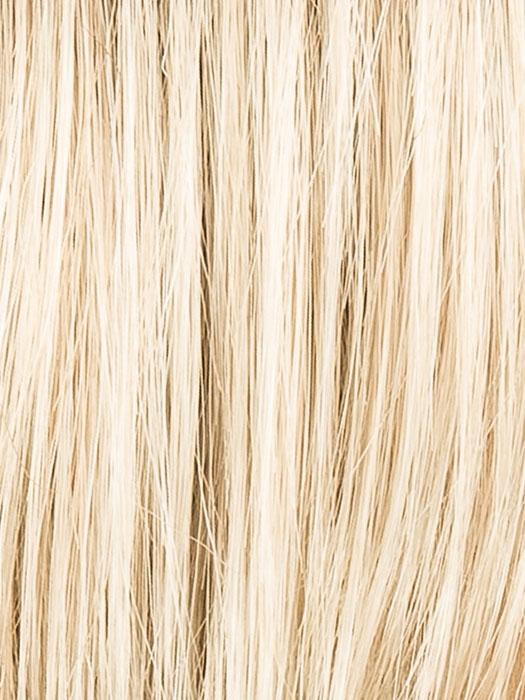 CHAMPAGNE ROOTED 101.24.20 | Light Beige Blonde, Medium Honey Blonde, and Platinum Blonde blend with Dark Roots