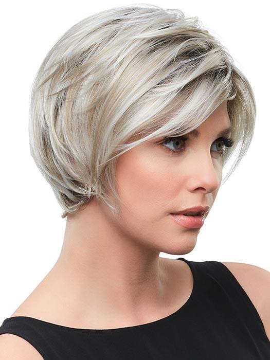 This jaw-hugging short bob goes from casual to cosmopolitan with a sweep of the bangs