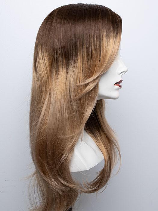BANANA SPLIT LR | The base is a slightly warmer brown that quickly shifts to a light golden blonde. I would best describe this color as a heavily rooted blonde
