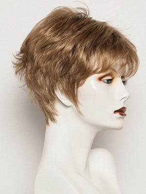 SS14/25 - Honey Ginger - Dark Strawberry Blonde Blended With Pale Gold Blonde and Medium Brown Roots